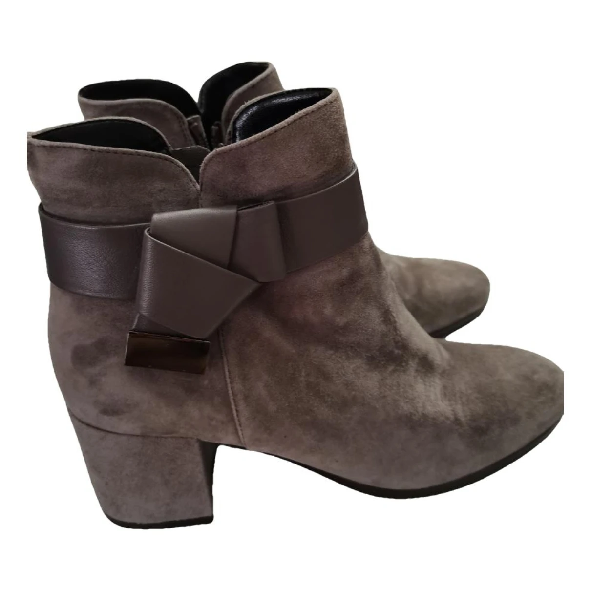 Pre-owned Pollini Boots In Grey