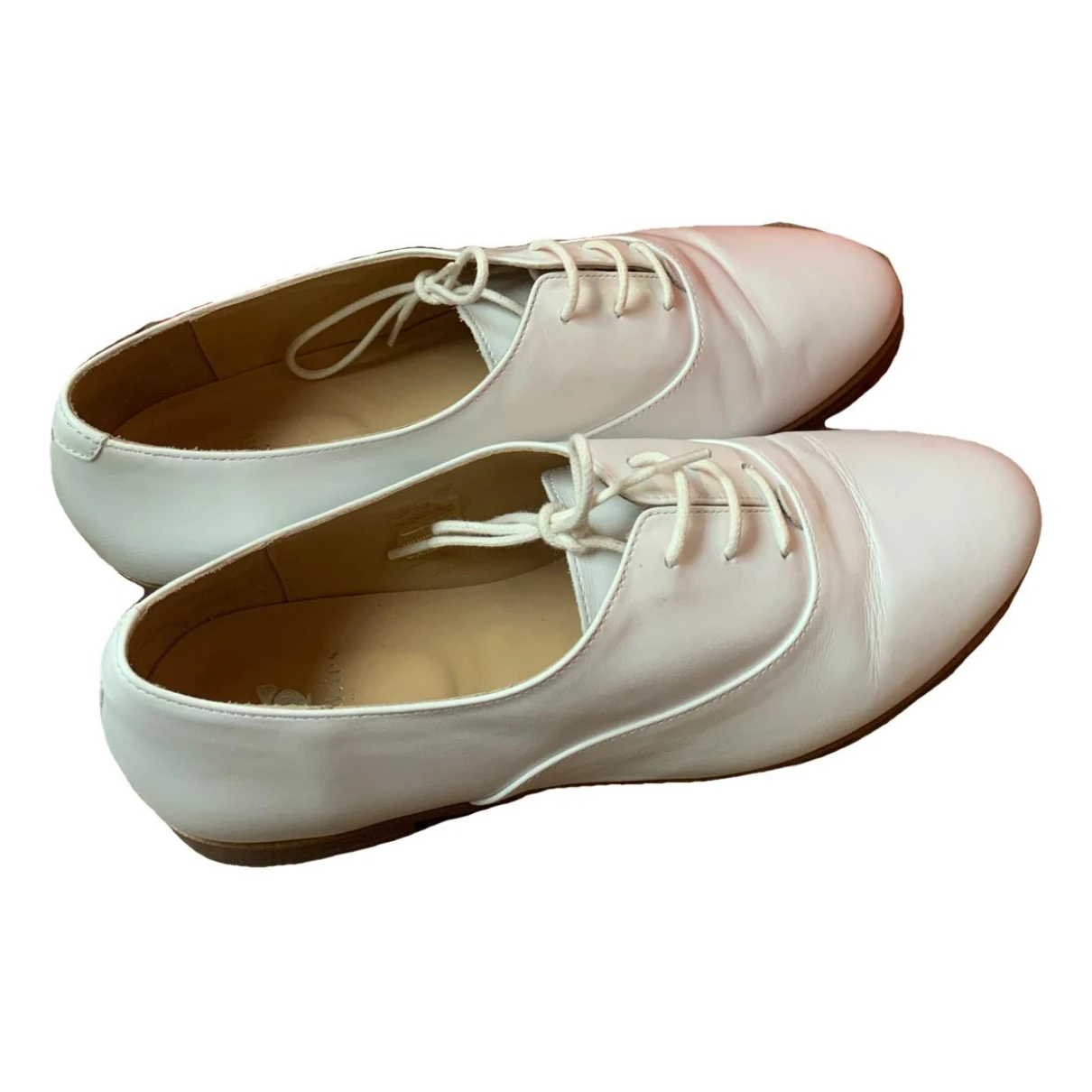 Pre-owned Bobbies Leather Lace Ups In White