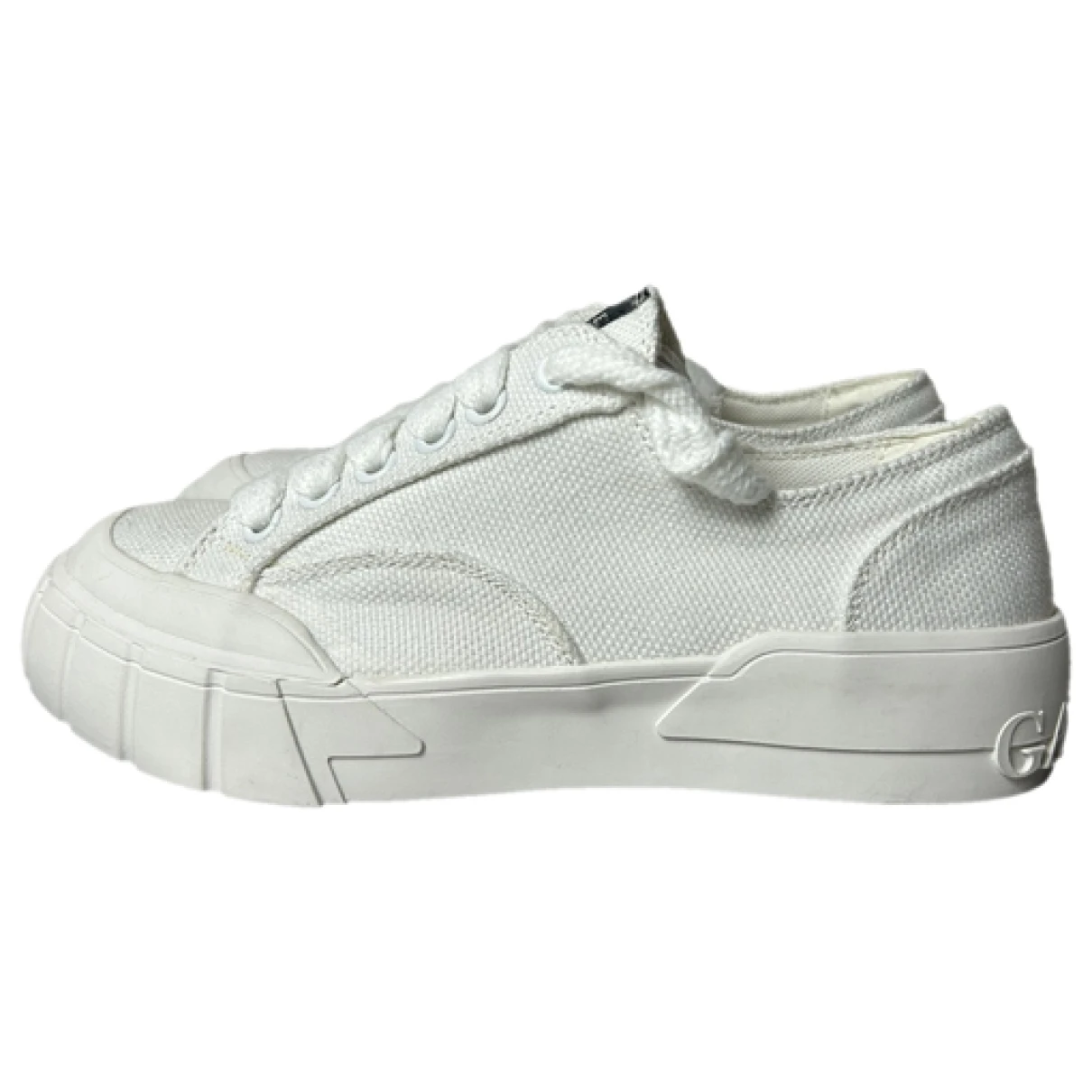 Pre-owned Gaelle Paris Cloth Trainers In White