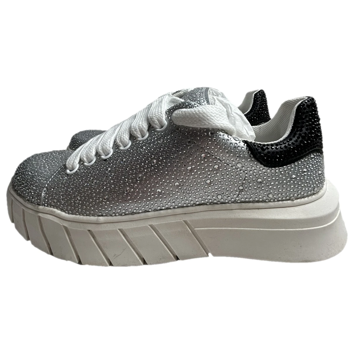 Pre-owned Gaelle Paris Glitter Trainers In Silver