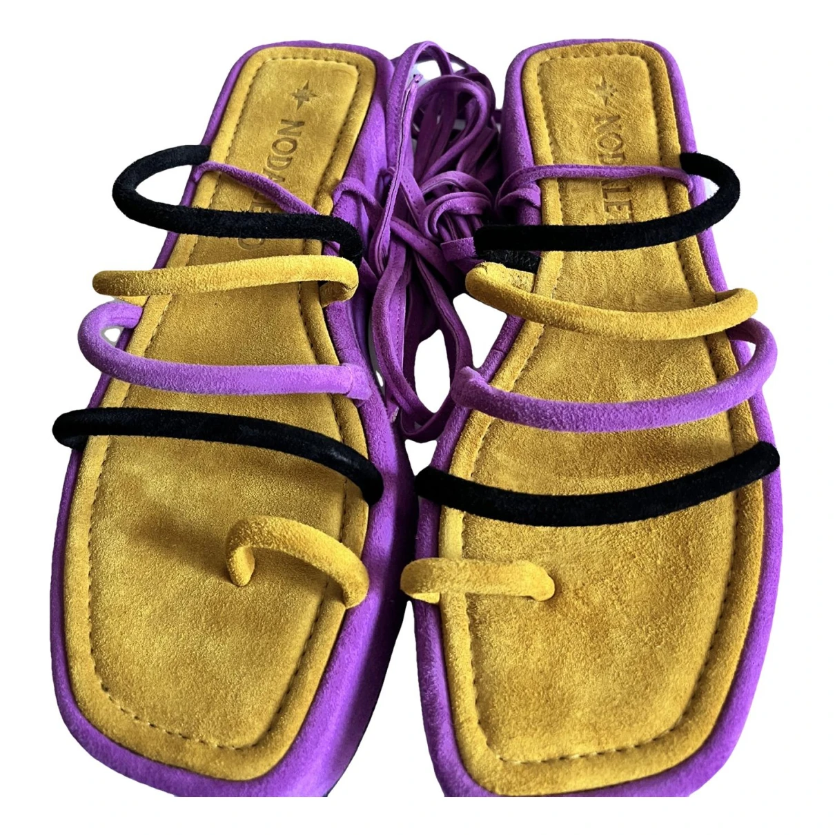 Pre-owned Nodaleto Sandals In Purple