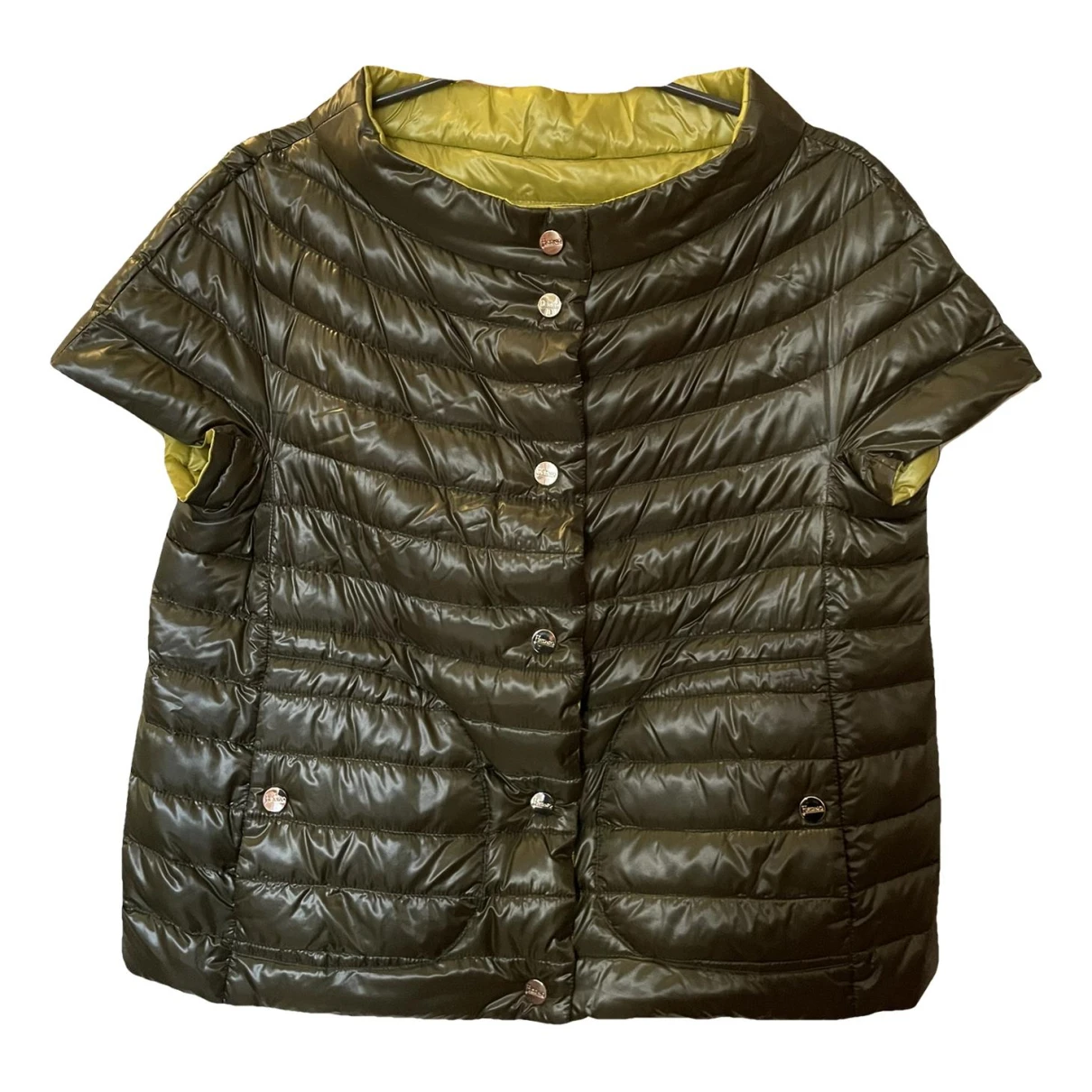 Pre-owned Herno Silk Puffer In Green
