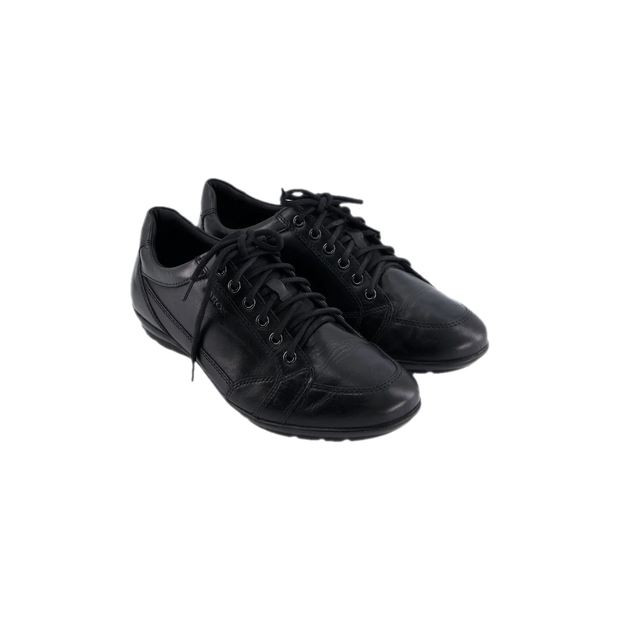 Pre-owned Geox Leather Low Trainers In Black