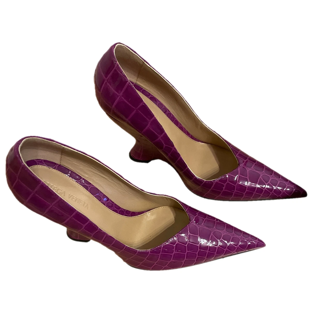 Pre-owned Bottega Veneta Patent Leather Heels In Purple