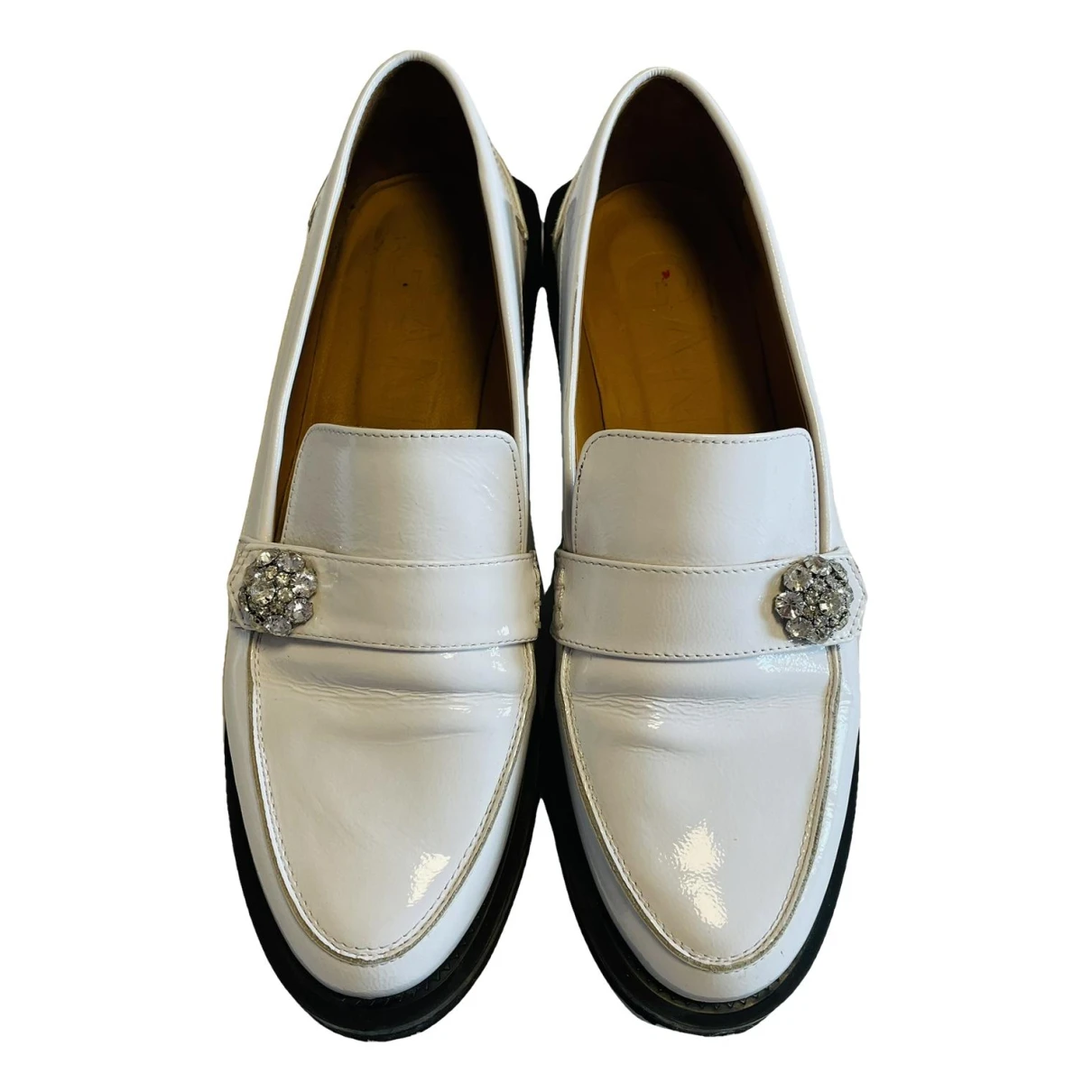 Pre-owned Ganni Patent Leather Flats In White