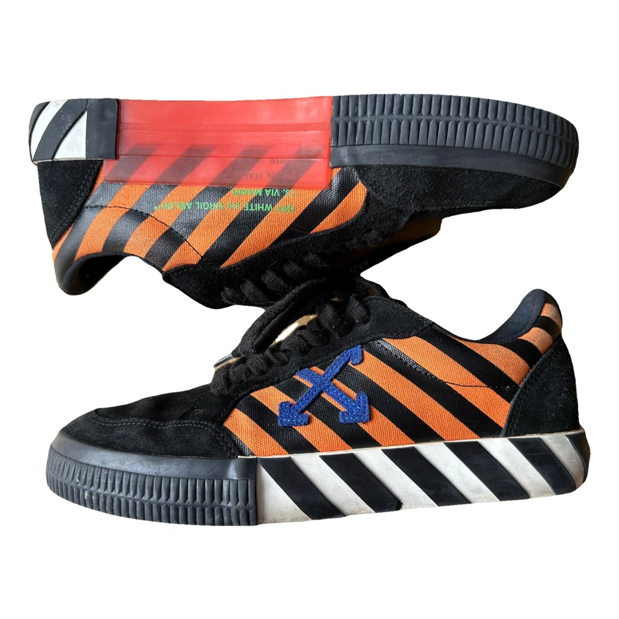 Pre-owned Off-white Vulcalized Cloth Low Trainers In Black