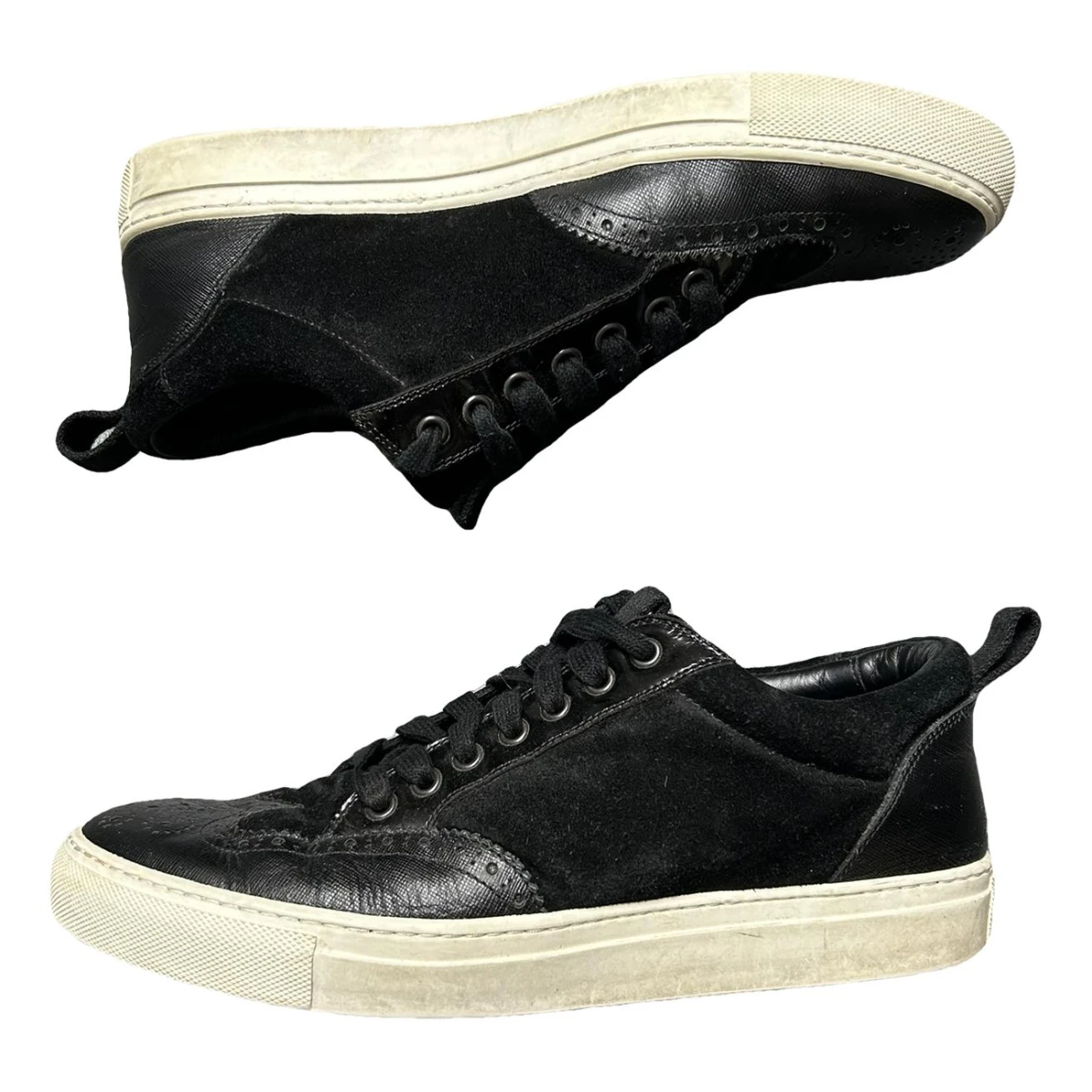 Pre-owned Dsquared2 Leather Low Trainers In Black