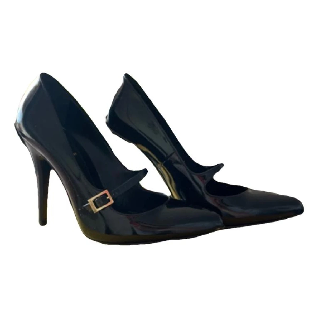 Pre-owned Fendi Patent Leather Heels In Black