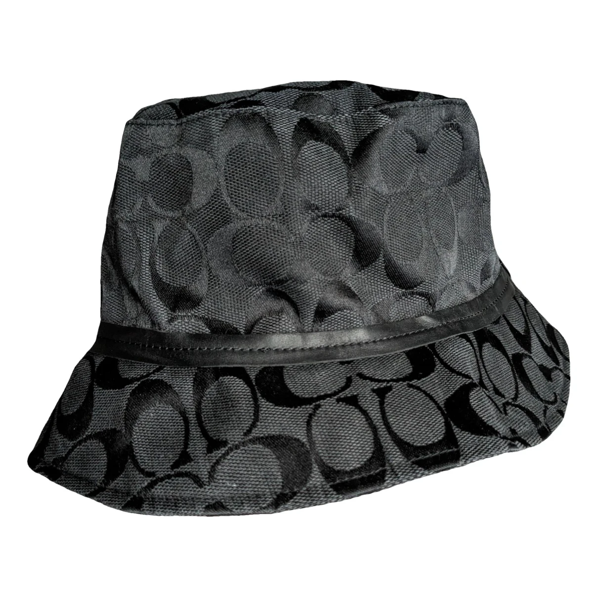 Pre-owned Coach Hat In Black