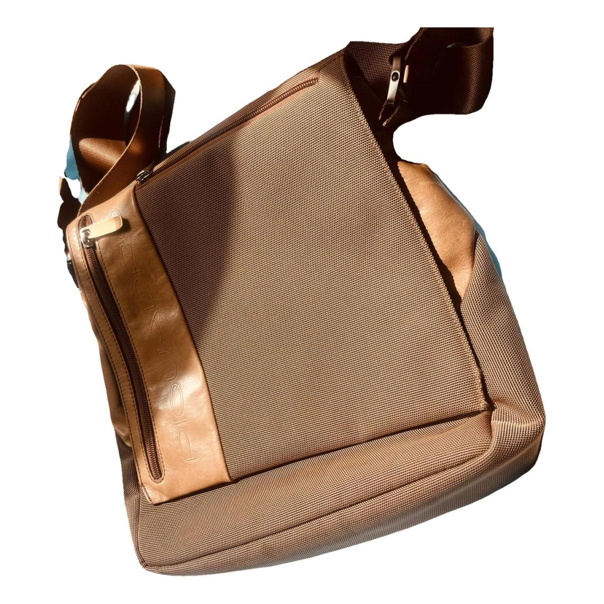 Pre-owned Piquadro Backpack In Camel