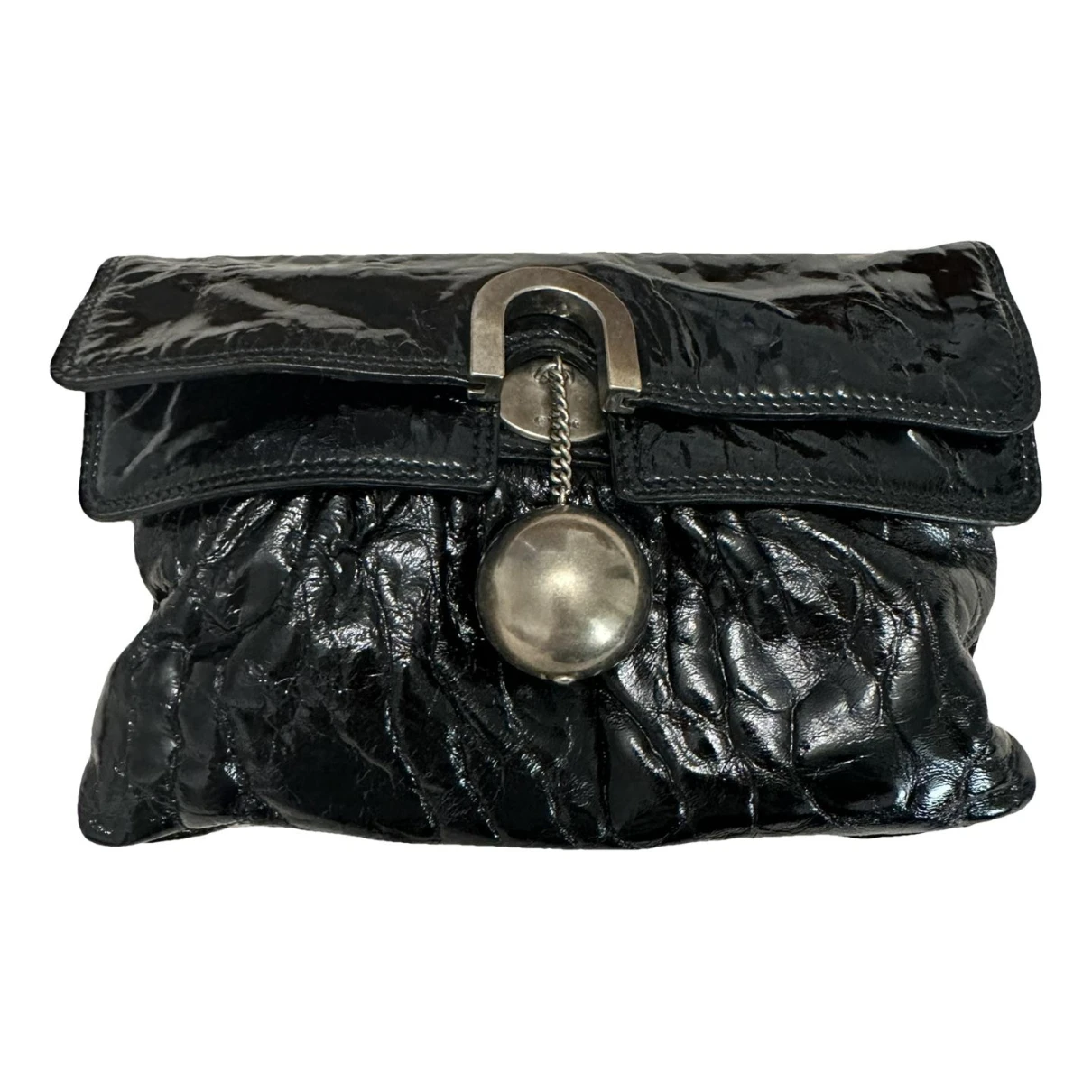 Pre-owned Chloé Patent Leather Clutch Bag In Black
