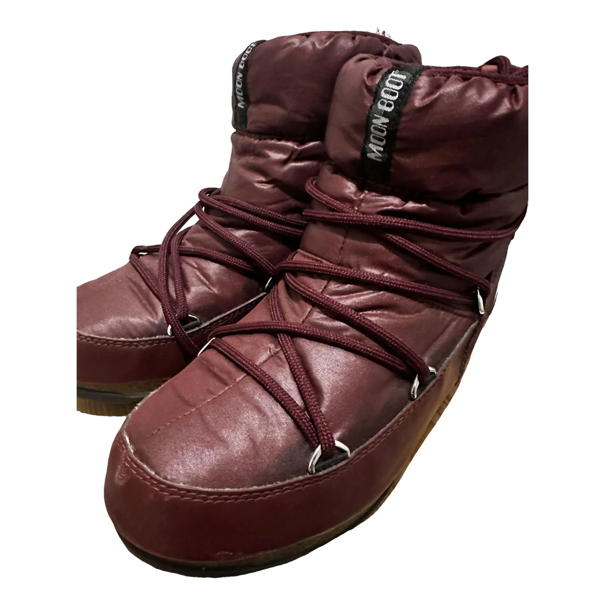 Pre-owned Moon Boot Cloth Snow Boots In Burgundy