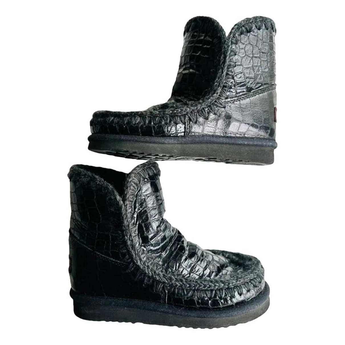Pre-owned Mou Leather Boots In Black
