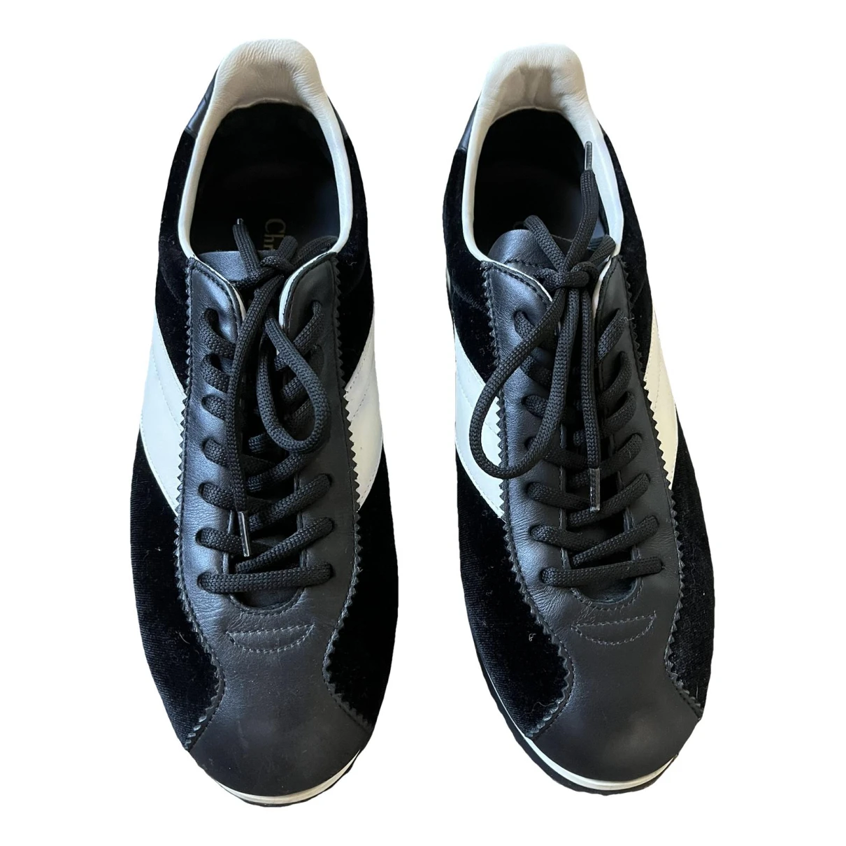 Pre-owned Dior Un Leather Trainers In Black