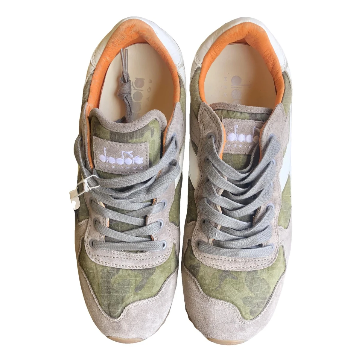 Pre-owned Diadora Low Trainers In Beige