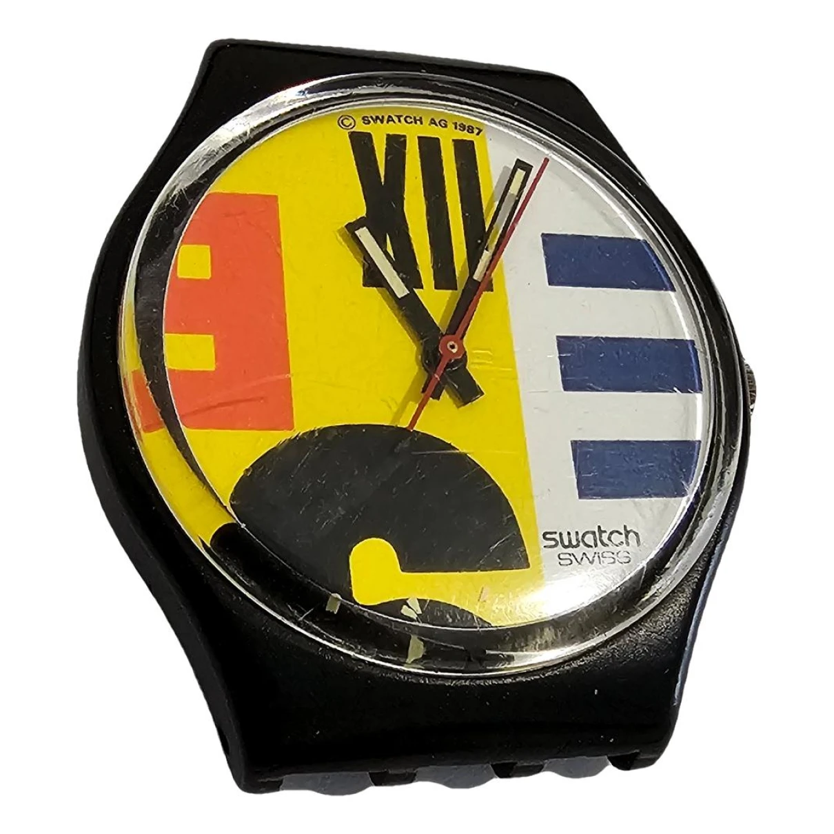 Pre-owned Swatch Watch In Black