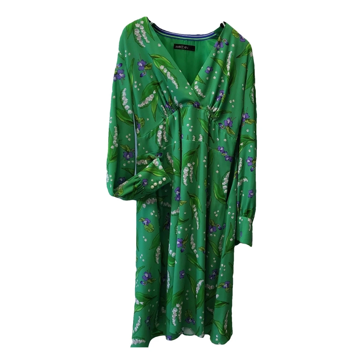 Pre-owned Marc Cain Mid-length Dress In Green