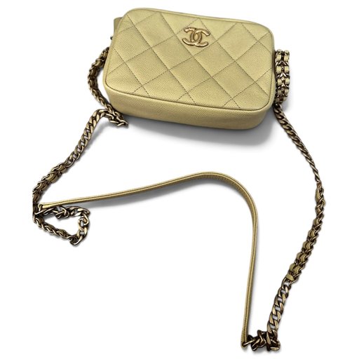 Chanel — Leather crossbody bag