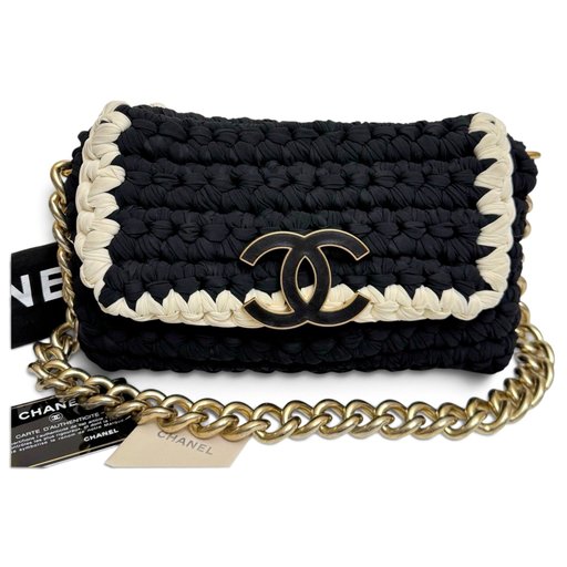 Chanel — Timeless/Classique tweed crossbody bag
