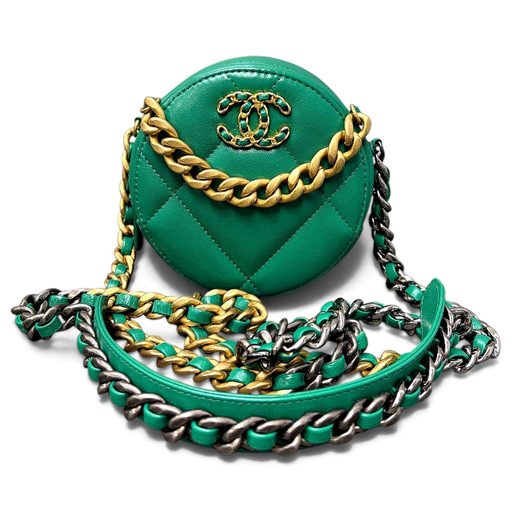 Chanel — Chanel 19 leather handbag