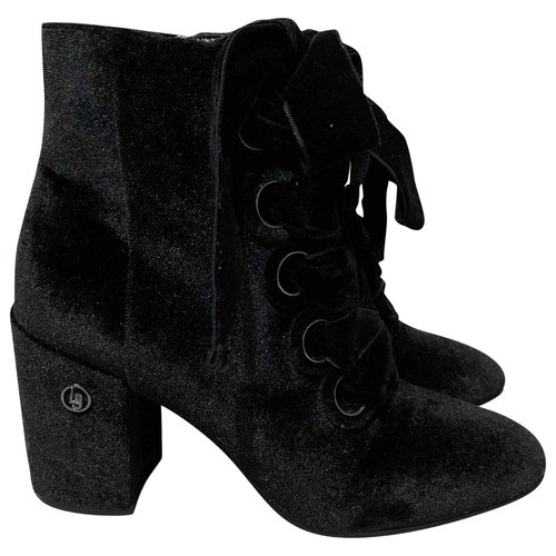 Pre-owned Liujo Velvet Boots In Black