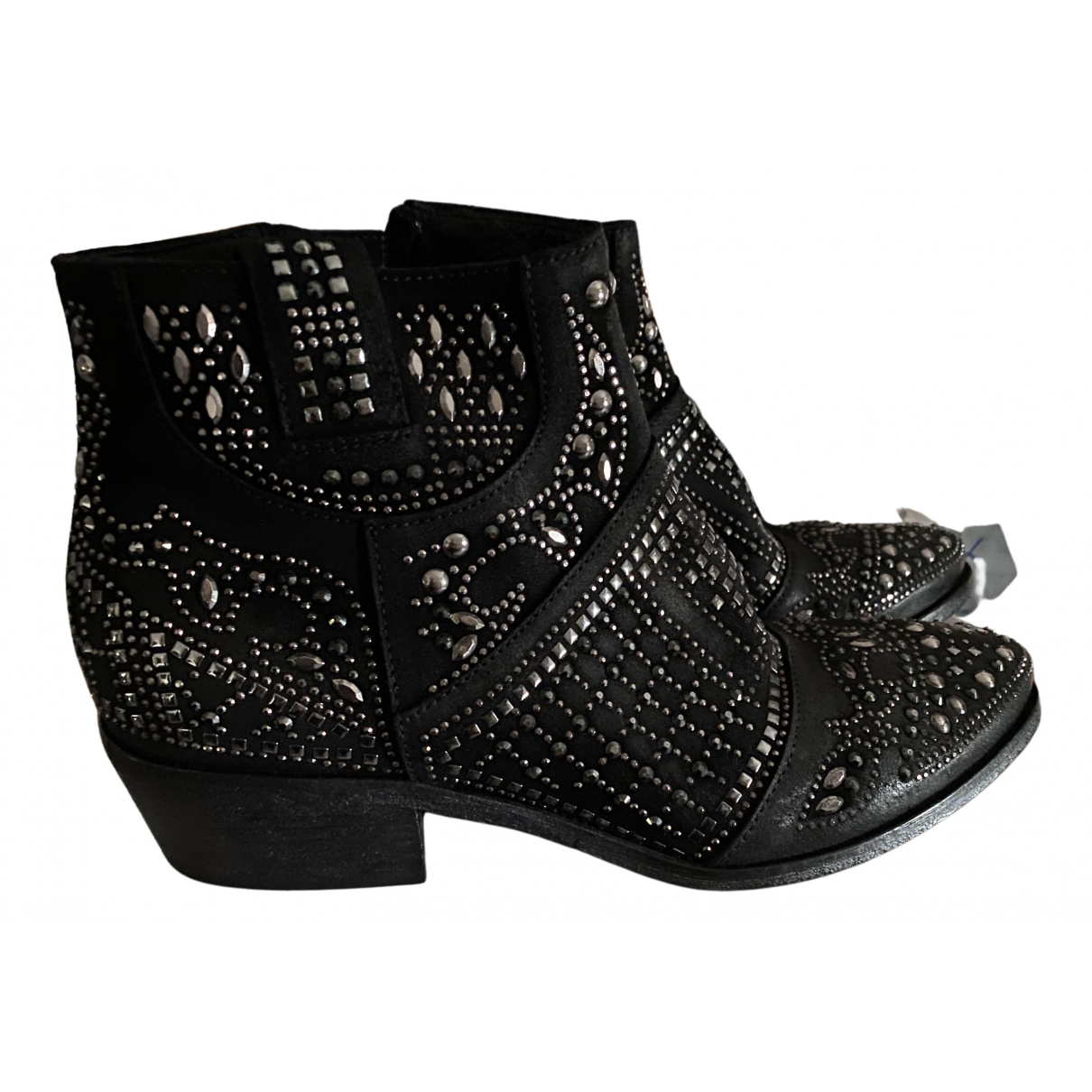 Customer Favorite Elena Iachi Leather ankle boots | AccuWeather Shop