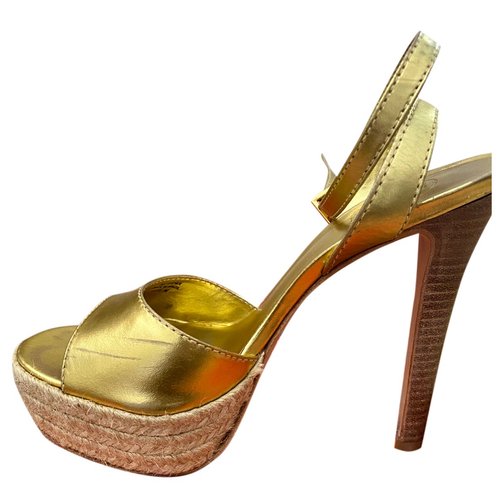 Pre-owned Tory Burch Leather Sandals In Metallic