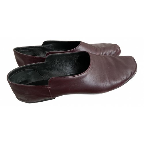 Pre-owned The Row Burgundy Leather Flats