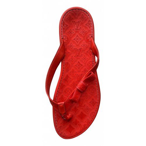 Pre-owned Louis Vuitton Leather Flip Flops In Red