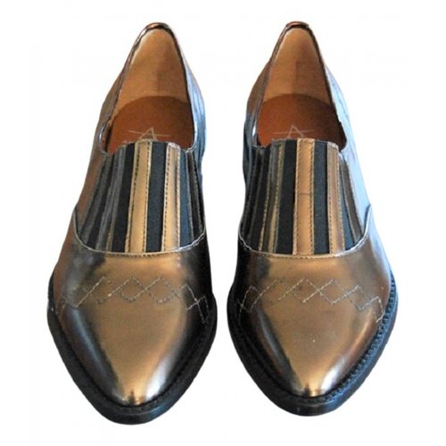 Pre-owned Aquatalia Leather Flats In Gold
