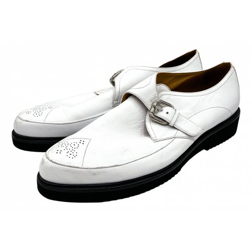 Pre-owned Moschino Leather Flats In White
