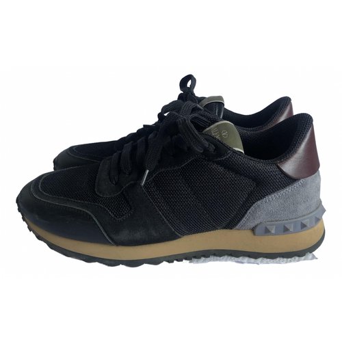 Pre-owned Valentino Garavani Rockrunner Leather Trainers In Black