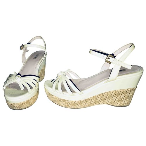 Pre-owned Miu Miu Leather Sandals In Yellow