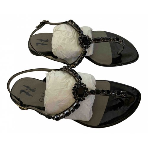 Pre-owned Gina Leather Sandal In Black