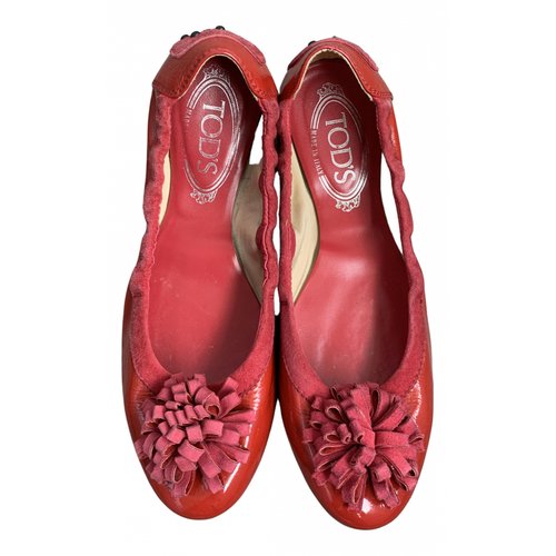 Pre-owned Tod's Patent Leather Ballet Flats In Red