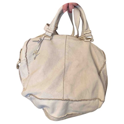 Pre-owned Manila Grace White Leather Handbag