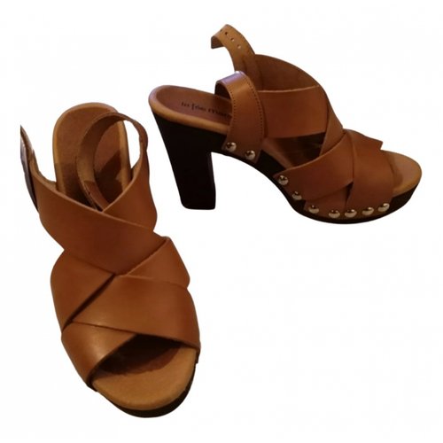 Pre-owned La Fee Maraboutee Brown Leather Sandals