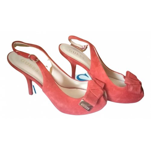Pre-owned Guess Sandals In Red