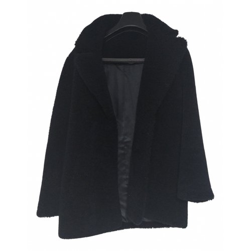 Pre-owned Claudie Pierlot Fall Winter 2019 Faux Fur Coat In Black