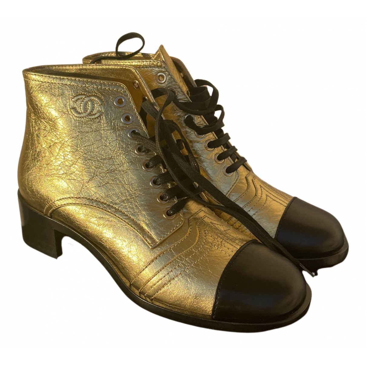 Pre-owned Chanel Leather Ankle Boots In