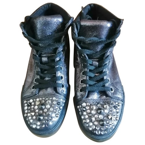 Pre-owned Kurt Geiger Cloth Trainers In Metallic