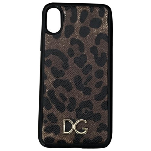 Pre-owned Dolce & Gabbana Leather Iphone Case In Brown