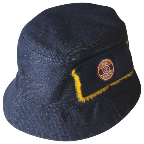 Pre-owned Levi's Hat In Blue