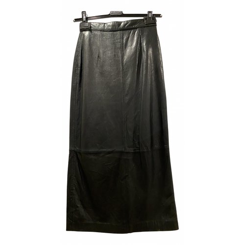 Pre-owned Andrew Marc Leather Mid-length Skirt In Black