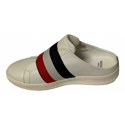 Pre-owned Moncler Leather Sandals In White