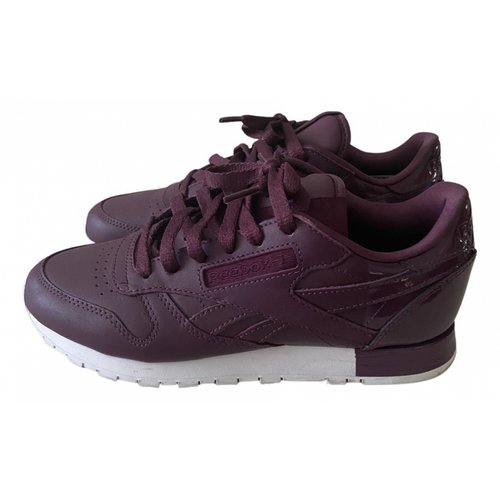 Pre-owned Reebok Leather Trainers In Purple