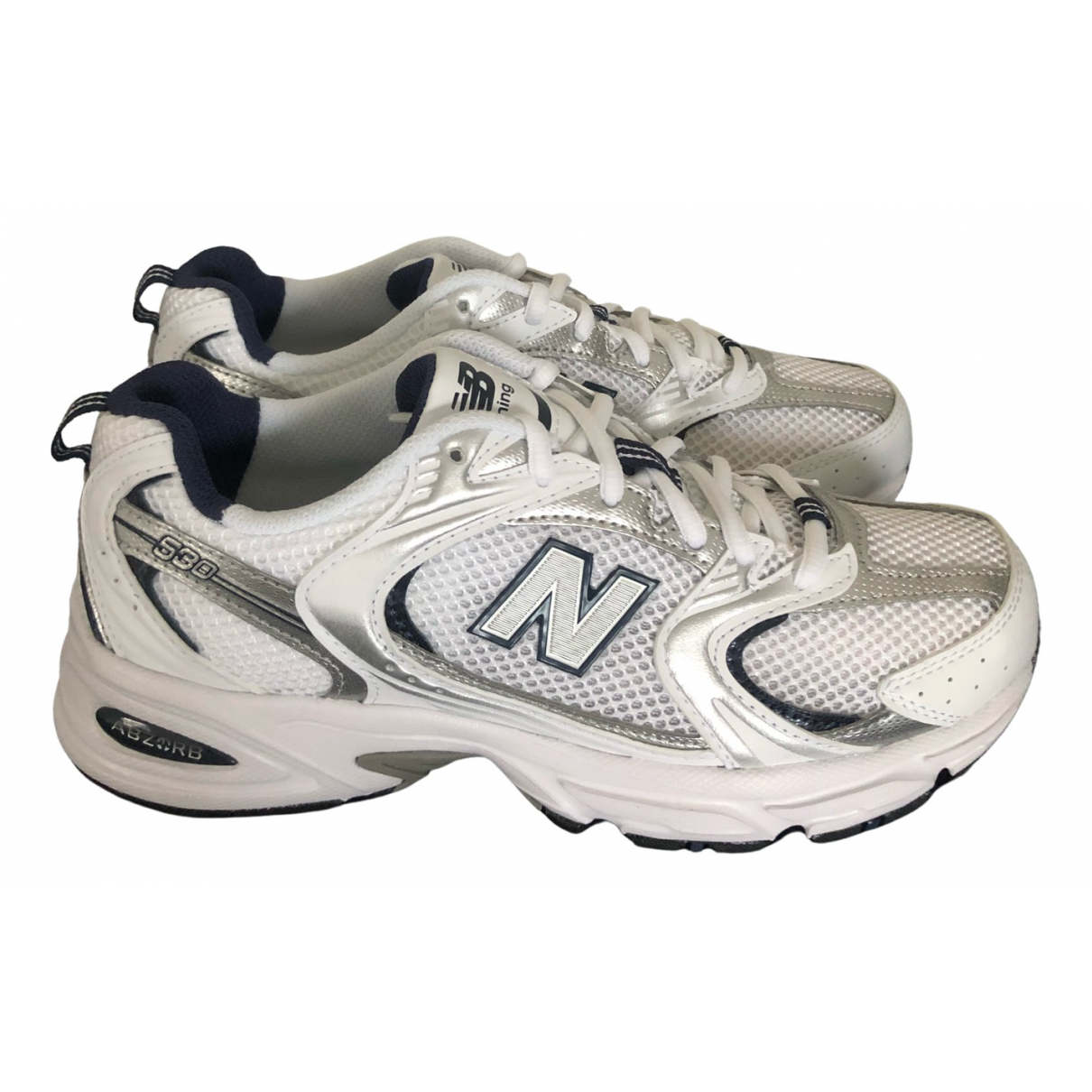 Pre-owned New Balance 530 Trainers In 
