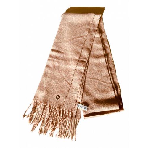 Pre-owned Calvin Klein Scarf In Pink