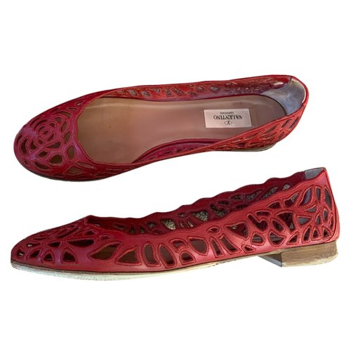 Pre-owned Valentino Garavani Leather Ballet Flats In Red