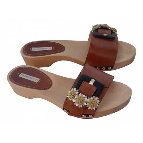 Pre-owned Fabrizio Viti Leather Sandals In Camel